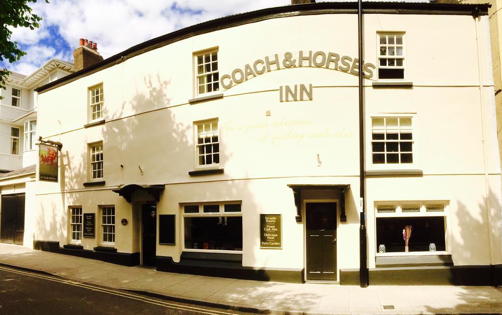 The Coach And Horses Inn Chepstow Exterior photo