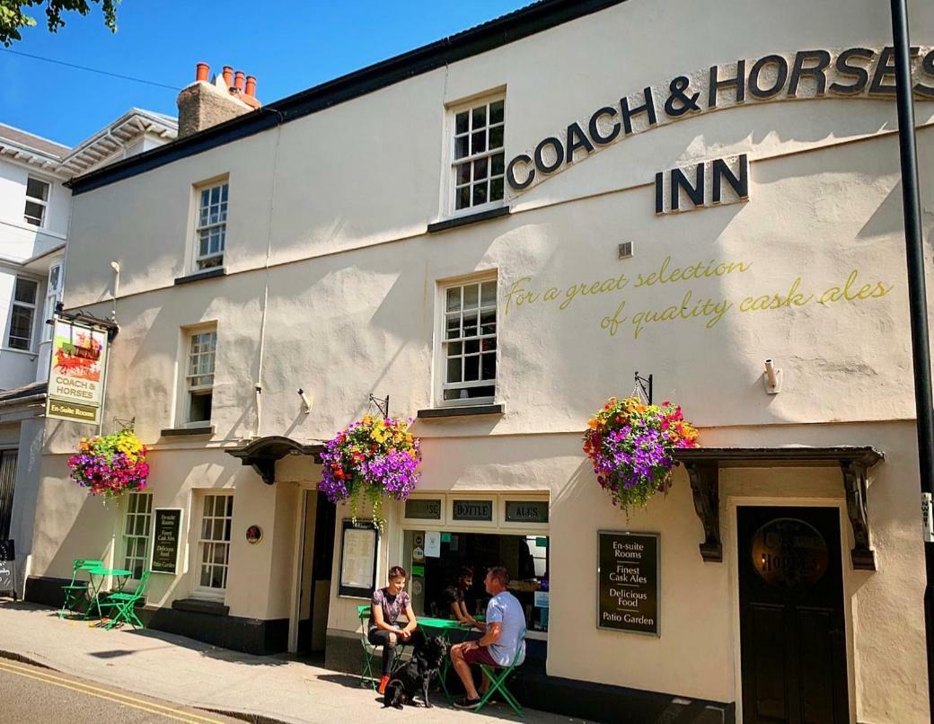 The Coach And Horses Inn Chepstow Exterior photo